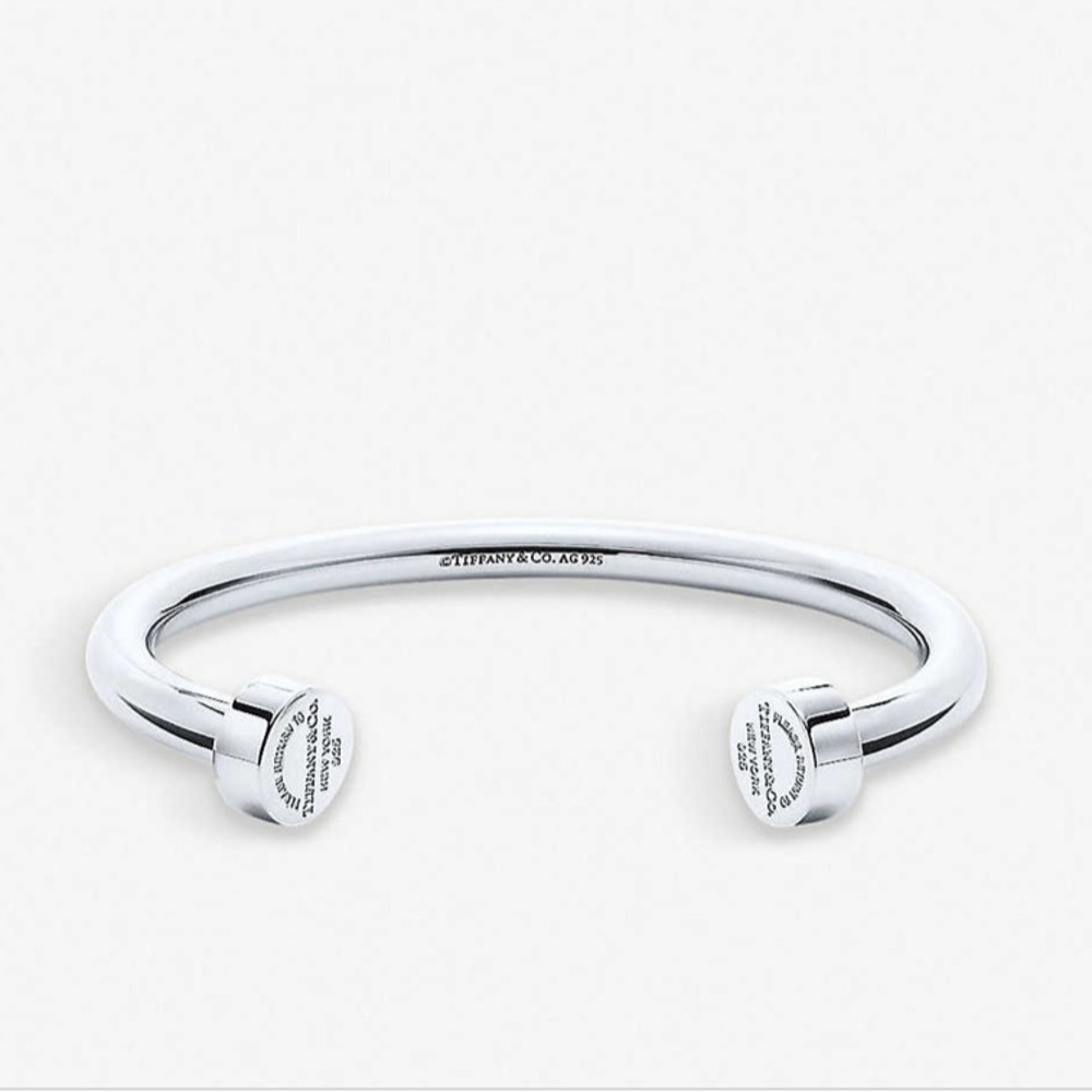 Return to Tiffany's cuff